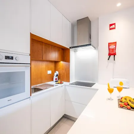 Apartment In Albufeira Near Praia Dos Alemaes Апартаменты *