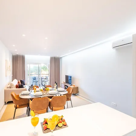 Apartment In Albufeira Near Praia Dos Alemaes Албуфейра